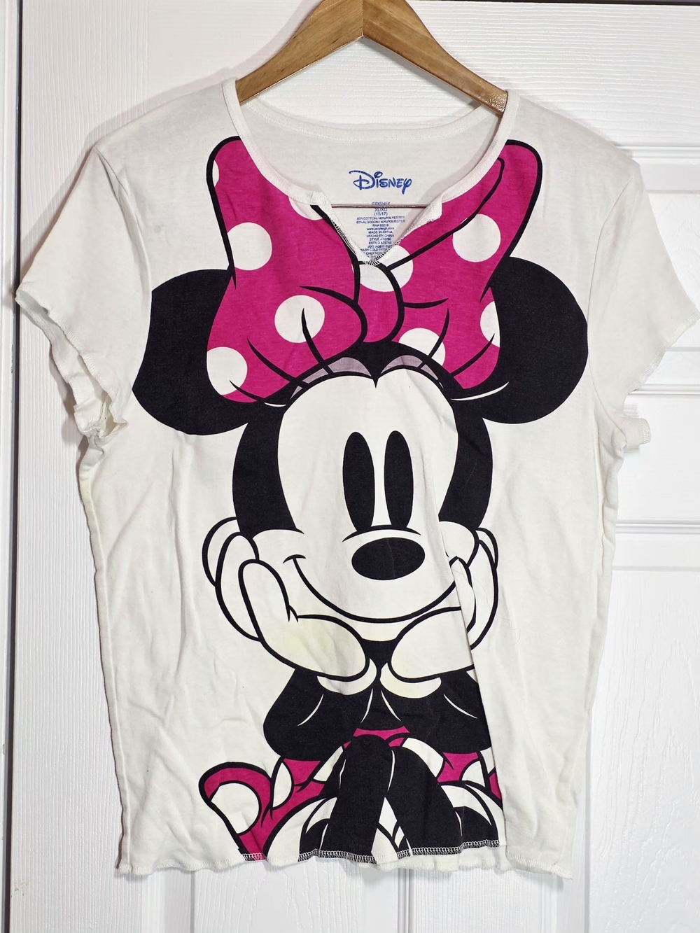 Disney Minnie Mouse Graphic T-shirt  Juniors Size X Large 15/17
